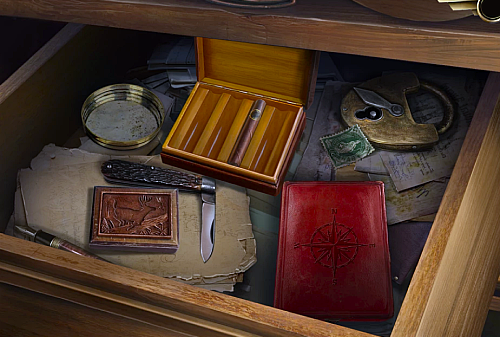 Murder in the Alps: Exiled Dead - Investigation 16: Police Station Drawer